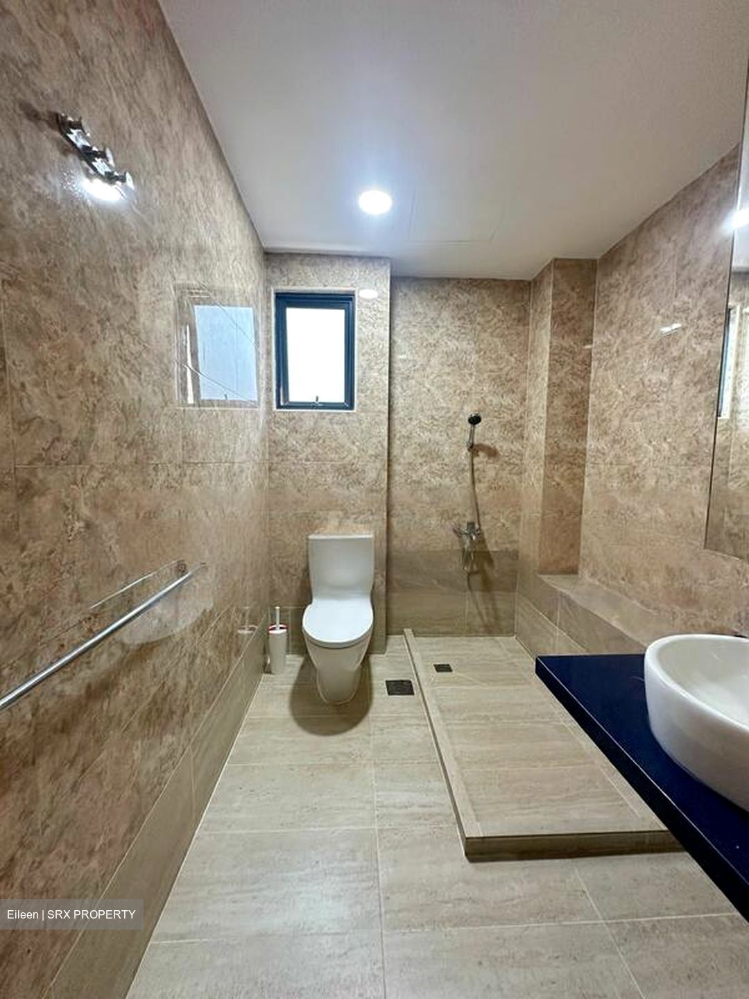 Chai Chee Road (D16), Terrace #466418041